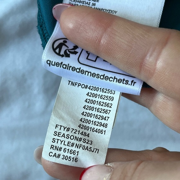 NWOT The North Face Women’s “Arque” Teal UNLINED Athletic Shorts SIZE XL - Picture 11 of 11